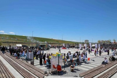 8. Dede Korkut Şenliklerinin 5. günü, her temadan etkinliğe sahne oldu