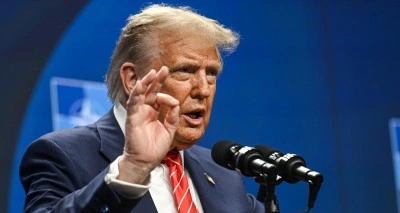 ABD Başkanı Trump, çip ve yarı iletken ithalatına yüzde 100 gümrük vergisi uygulanacağını açıkladı