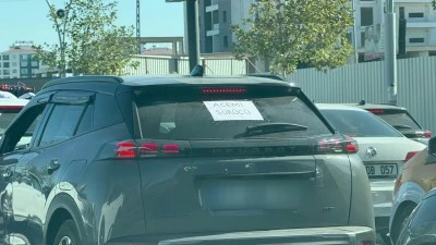 “Acemi Sürücü” Notu Dikkat Çekti