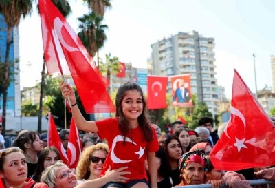 Adana&rsquo;da Cumhuriyet&rsquo;in 102. yılı coşkuyla kutlandı