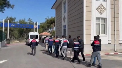 Adana’da &quot;Evde Sabun Paketleme&quot; ilanıyla dolandırıcılık: 5 tutuklama