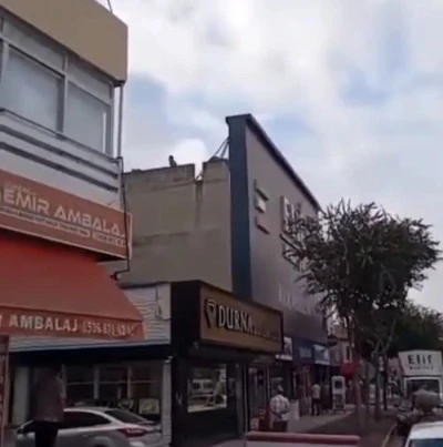 Adana’da Uyuşturucu Krizi: Aile Bireylerini Rehin Aldı