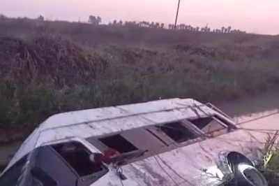 Adana Seyhan'da İşçi Servisi Kanala Düştü: 18 Yaralı