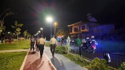 Asayiş uygulamasında 2 aranan şahıs yakalandı