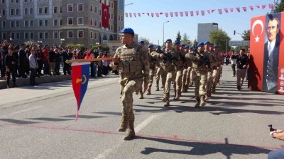 Adıyaman&rsquo;da, Cumhuriyet&rsquo;in 102. yılı coşkuyla kutlandı