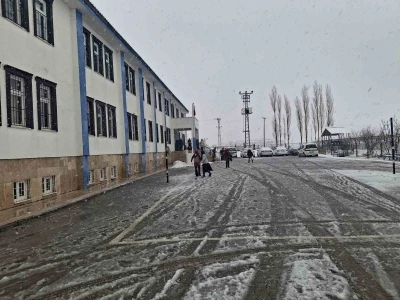 Adıyaman&rsquo;da taşımalı eğitime kar engeli