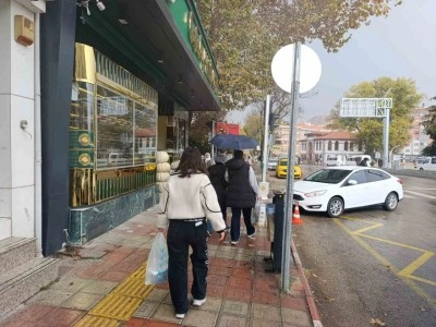 Afyonkarahisar&rsquo;da beklenen yağış başladı