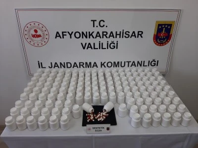 Afyonkarahisar’da Uyuşturucu Operasyonu: 8 Bin 81 Hap Ele Geçirildi