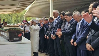 AK Parti eski Zonguldak İl Başkanı Zeki Tosun son yolculuğuna uğurlandı