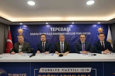 AK Parti Tepebaşı İl&ccedil;e Danışma Toplantısı d&uuml;zenlendi