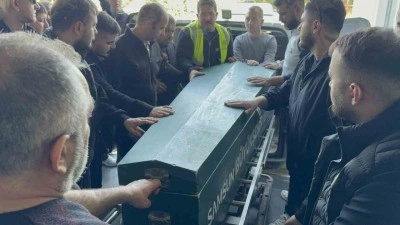 Akadaşlar arasındaki şakalaşmada 24 yaşındaki gen&ccedil; hayatını kaybetti