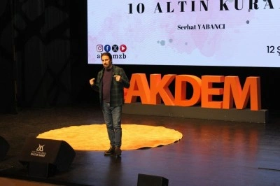 AKDEM’den "Mutlu Evlilikler için 10 Altın Kural" konulu seminer