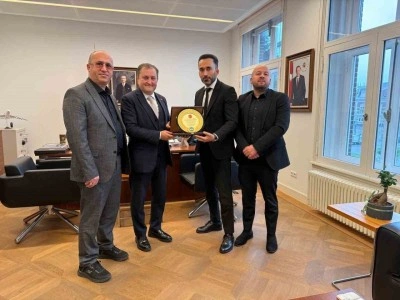 AKİB y&ouml;netiminden Amsterdam Başkonsolosu&rsquo;na ziyaret