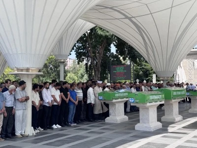 Aksaray Kazasında &Ouml;len G&uuml;nd&uuml;z Ailesi Kayseri&rsquo;de Defnedildi