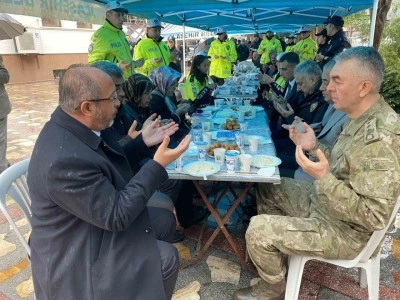 Alaşehir’de şehit olan 2 polis memuru unutulmadı