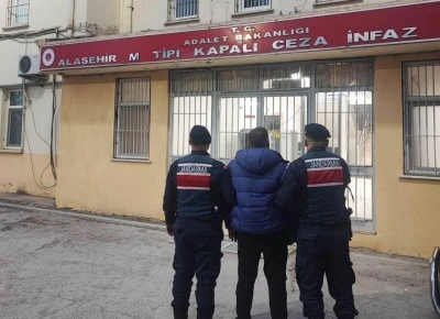 Alaşehir&rsquo;de sentetik ecza operasyonu: 1 tutuklama