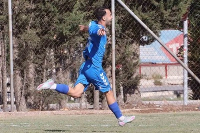 Aliağa Helvacı Spor&rsquo;un gen&ccedil; yıldızı Eray 3. Lig&rsquo;e transfer oldu