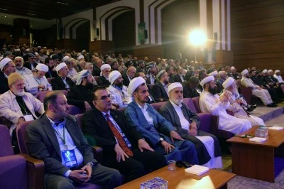 Alimler Diyarbakır’da Uyardı: Aile Kurumu İfsad Olursa Ümmet Çöker