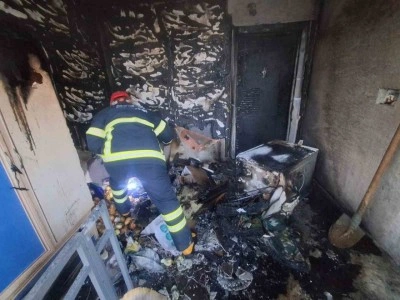 Altıntaş Zafertepe&ccedil;alk&ouml;y&rsquo;de ev yangını korkuttu