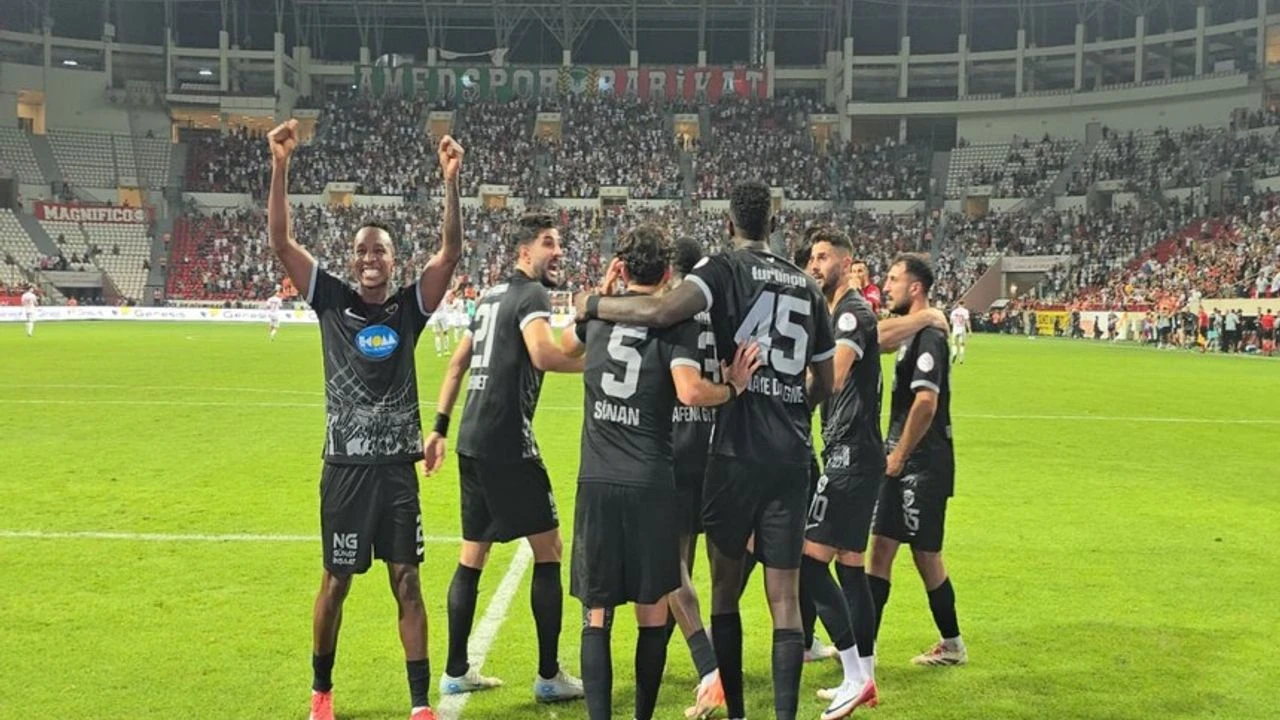 Amedspor'a 5 Haftada 1.5 Milyon TL Ceza Verildi!