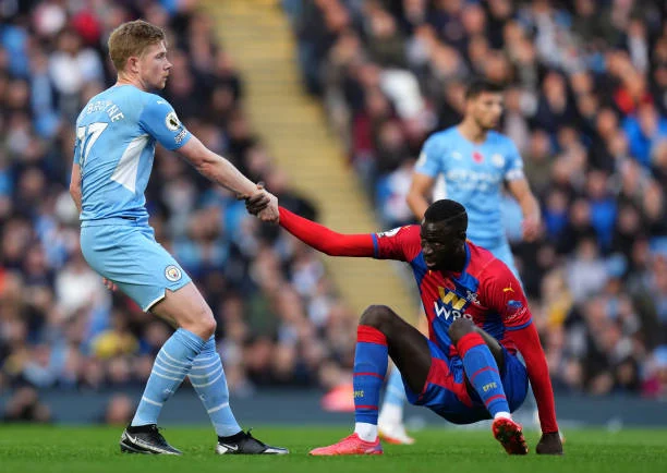 Amedspor'dan bomba transfer: Cheikhou Kouyate kimdir?