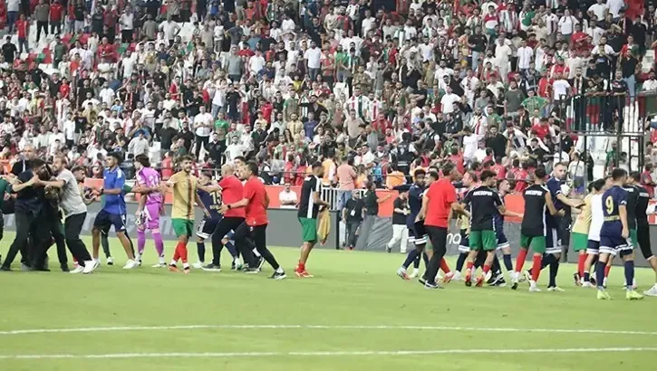 Amedspor ile Erzurumspor'un Olaylı maçı 2-2 bitti