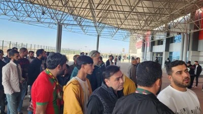 Amedspor Taraftarı Dışarıda Mahsur Kaldı! Turnikeler Arızalandı!