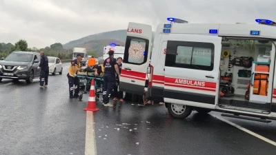 Anadolu Otoyolunda Feci Zincirleme Kaza: 30 Araç Çarpıştı 1 Ölü 16 Yaralı