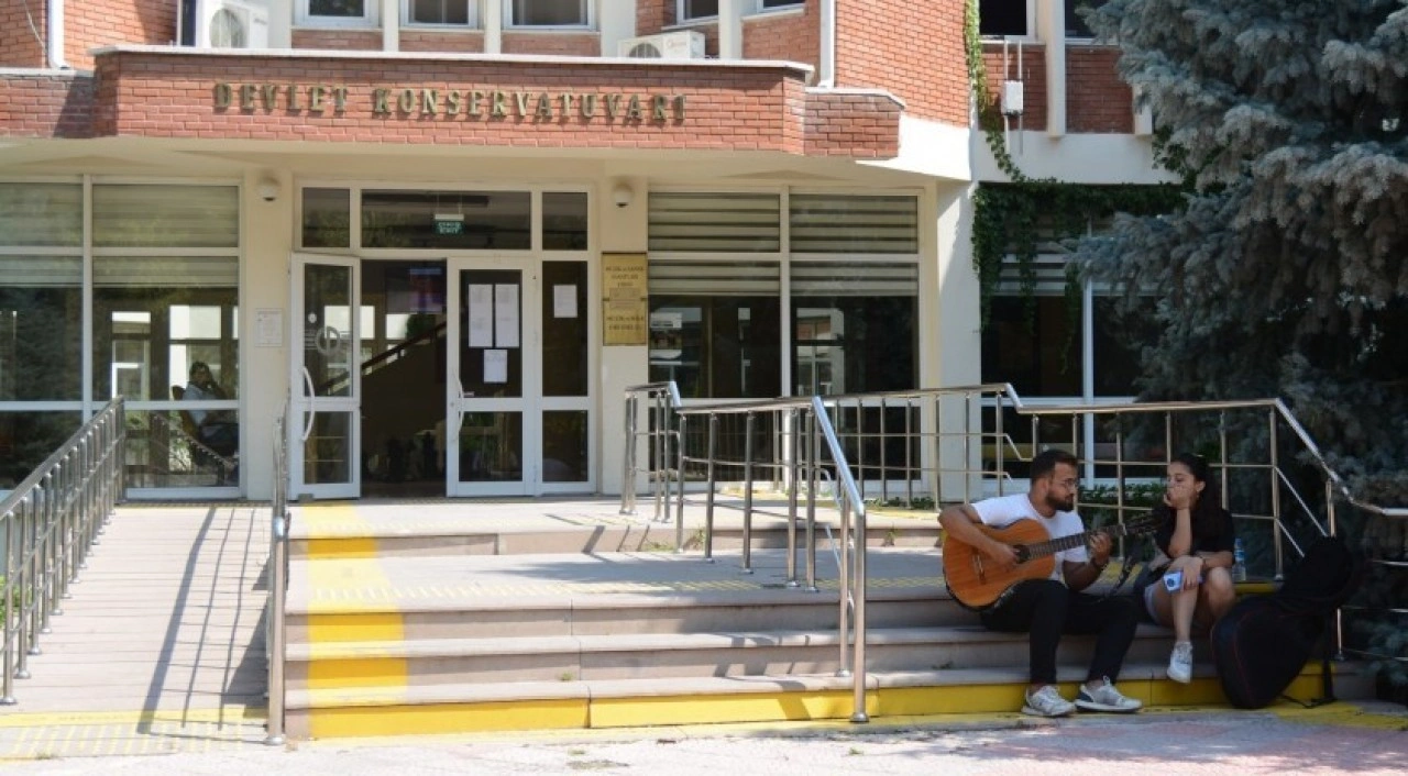 Anadolu Üniversitesi Devlet Konservatuvarı’na Rekor Başvuru: Sanatın Kalbine Akın Var