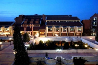 Anadolu &Uuml;niversitesi K&uuml;t&uuml;phanesi 7/24 &ouml;ğrencilerin yanında