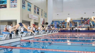 Komşu ilimizde Analig yüzme heyecanı