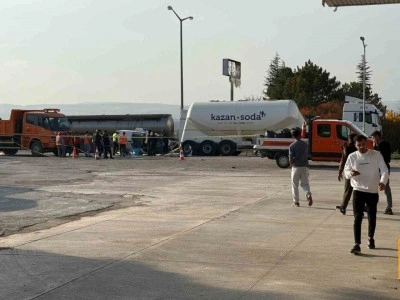 Ankara&rsquo;da istasyon g&ouml;revlisi aynı aileden 3 kişinin &ouml;ld&uuml;ğ&uuml; kazayı anlattı