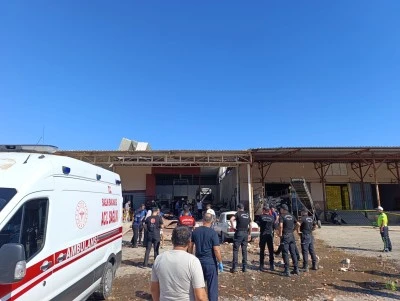 Antalya Demre Toptancı Hali'nde Şiddetli Patlama