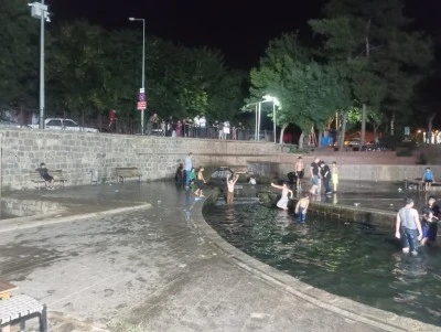 Anzele&rsquo;de gece serinlik mesaisi