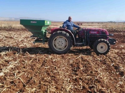 Araban Ovası&rsquo;nda kuraklık ekimi 2 ay geciktirdi