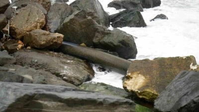 Arnavutköy’de skandal görüntü: "İSKİ atık suyu günlerce arıtmadan denize akıttı"