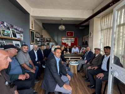 Arpa&ccedil;ay&rsquo;da Kaymakam G&uuml;ven&ccedil; ve Başkan Elma muhtarlarla buluştu