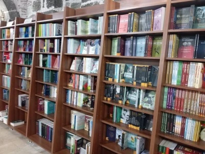 Artan kitap fiyatları okuma alışkanlıklarını olumsuz etkiliyor