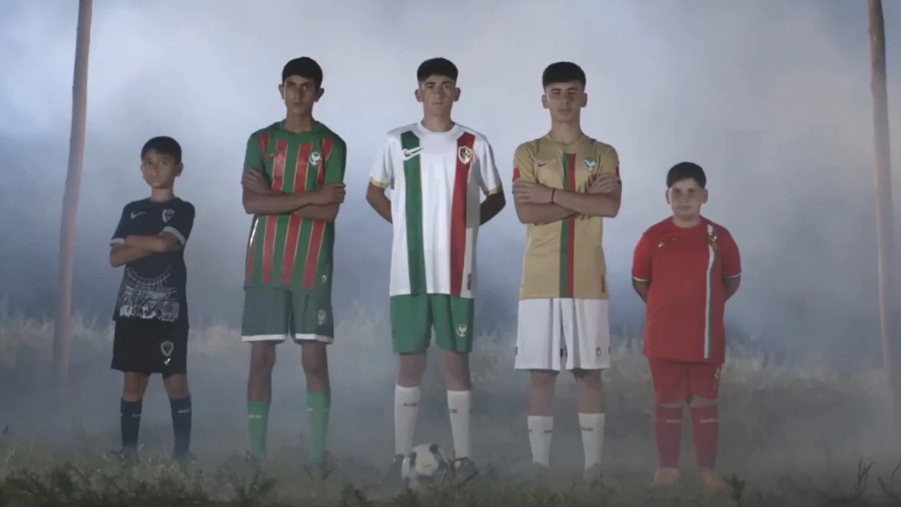 'Askıda Amedspor Forması' Çağrısı Yürek Burktu! Kimse Sahip Çıkmadı