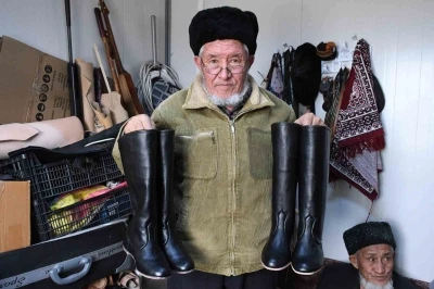 Ata mesleği zamana direniyor