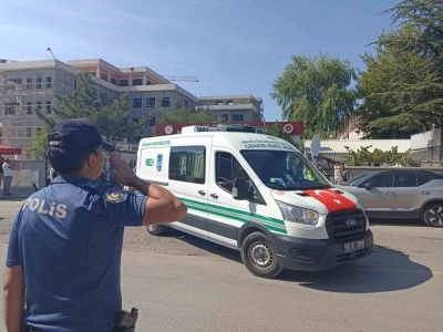 Ateşin ortasında kahramanca mücadele