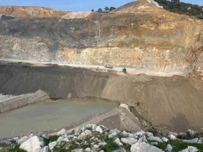 Atık suyu dereye boşaltan taş ocağına yasal işlem başlatıldı