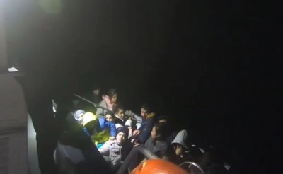 Aydın a&ccedil;ıklarında 30 d&uuml;zensiz g&ouml;&ccedil;men kurtarıldı