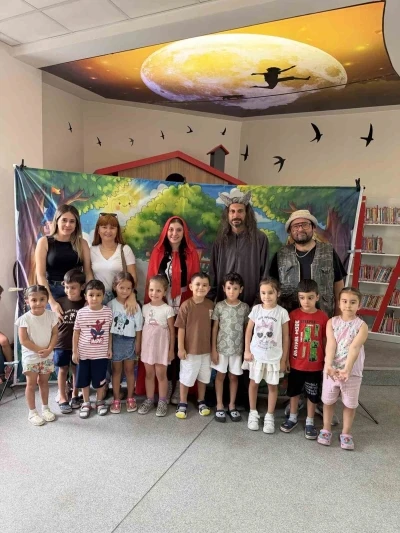 Aydın&rsquo;da masallar &ccedil;ocuklar i&ccedil;in sahneye taşındı