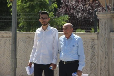 Baba-Oğuldan YKS&rsquo;de Hedef Aynı Fak&uuml;ltede Sınıf Arkadaşı Olmak