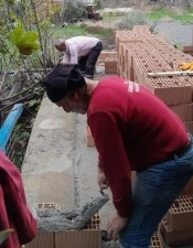 Bah&ccedil;ek&ouml;y Mahallesi&rsquo;nde dernek alanı yenileniyor