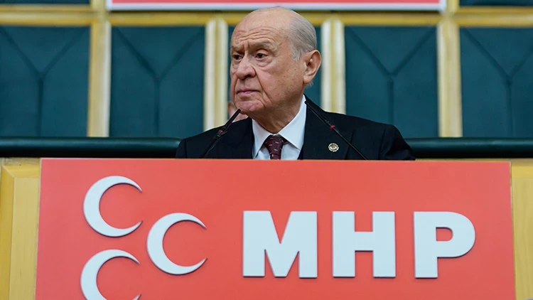 Bah&ccedil;eli&rsquo;den Emekliler İ&ccedil;in Mesaj: Gerekirse G&ouml;vdemizi Taşın Altına Koyarız