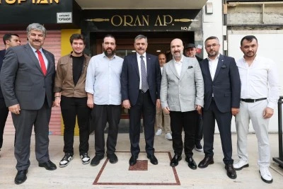 Bakan &Ccedil;ift&ccedil;i&rsquo;den Osmanoğlu ailesine ziyaret