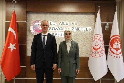 Bakan G&ouml;ktaş, KKTC &Ccedil;alışma ve Sosyal G&uuml;venlik Bakanı Hasipoğlu ile bir araya geldi