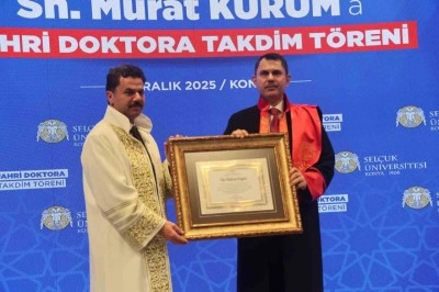 Bakan Murat Kurum&rsquo;a mezun olduğu Sel&ccedil;uk &Uuml;niversitesi&rsquo;nden fahri doktora